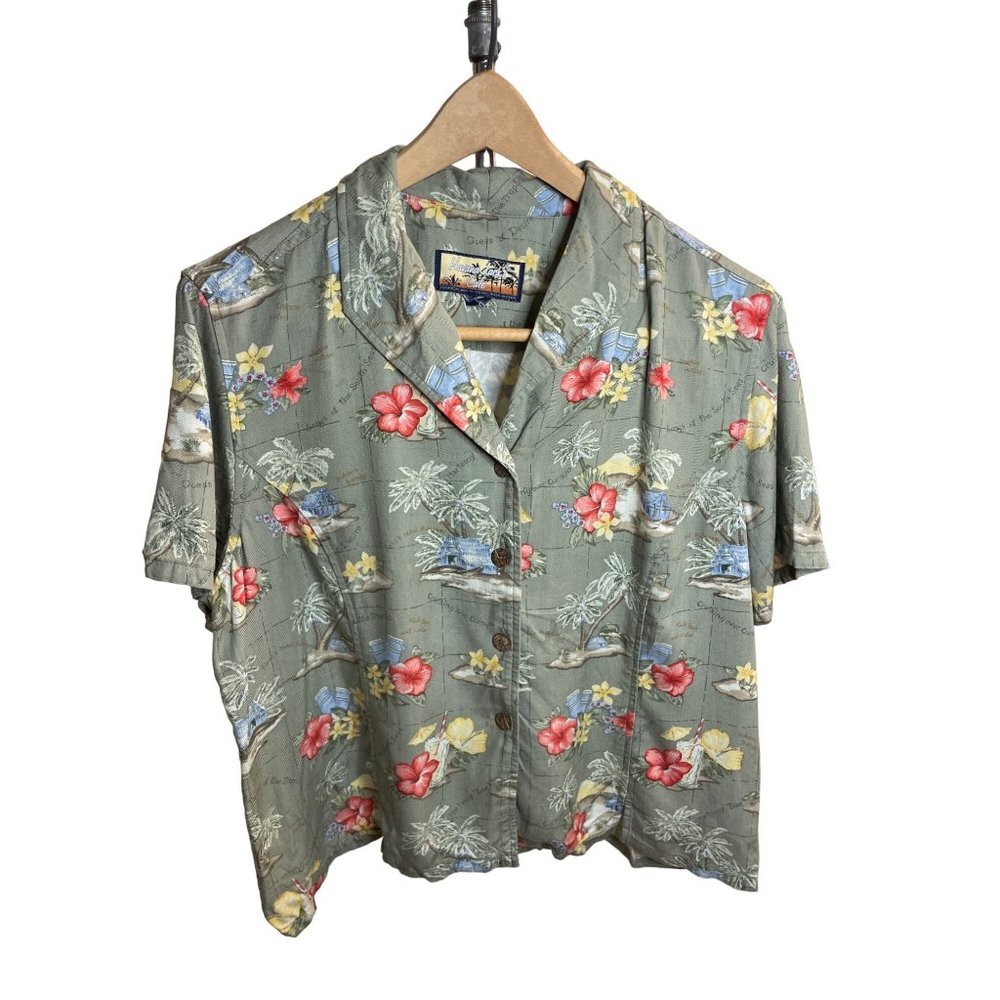 Havana Jacks Cafe Green Tropical Floral Short Sleeved Button Up Top
